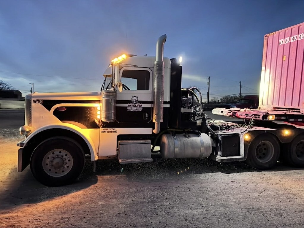 Javelina hotshot truck with trailer load